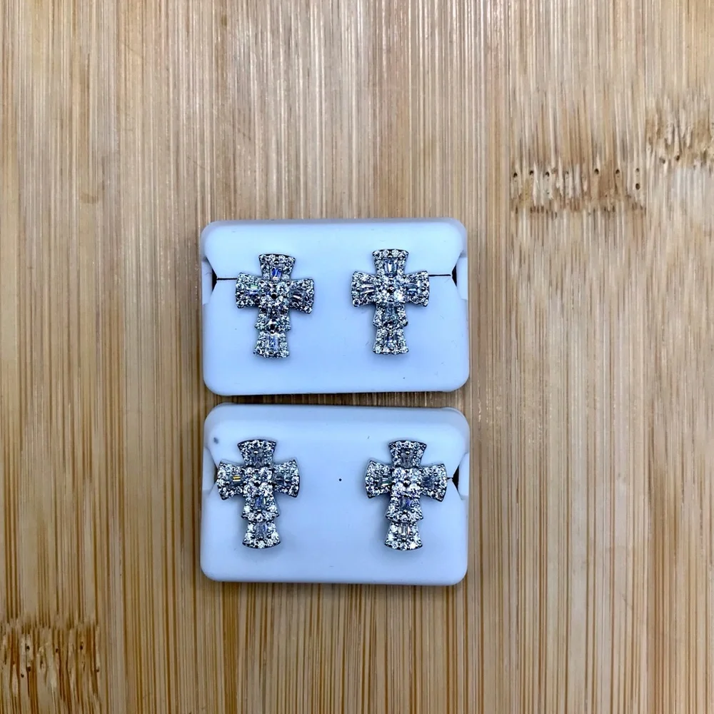 925 Sterling Silver 1.50CT MOISSANITE Cross Stud Earrings - PUSH or SCREW BACKS